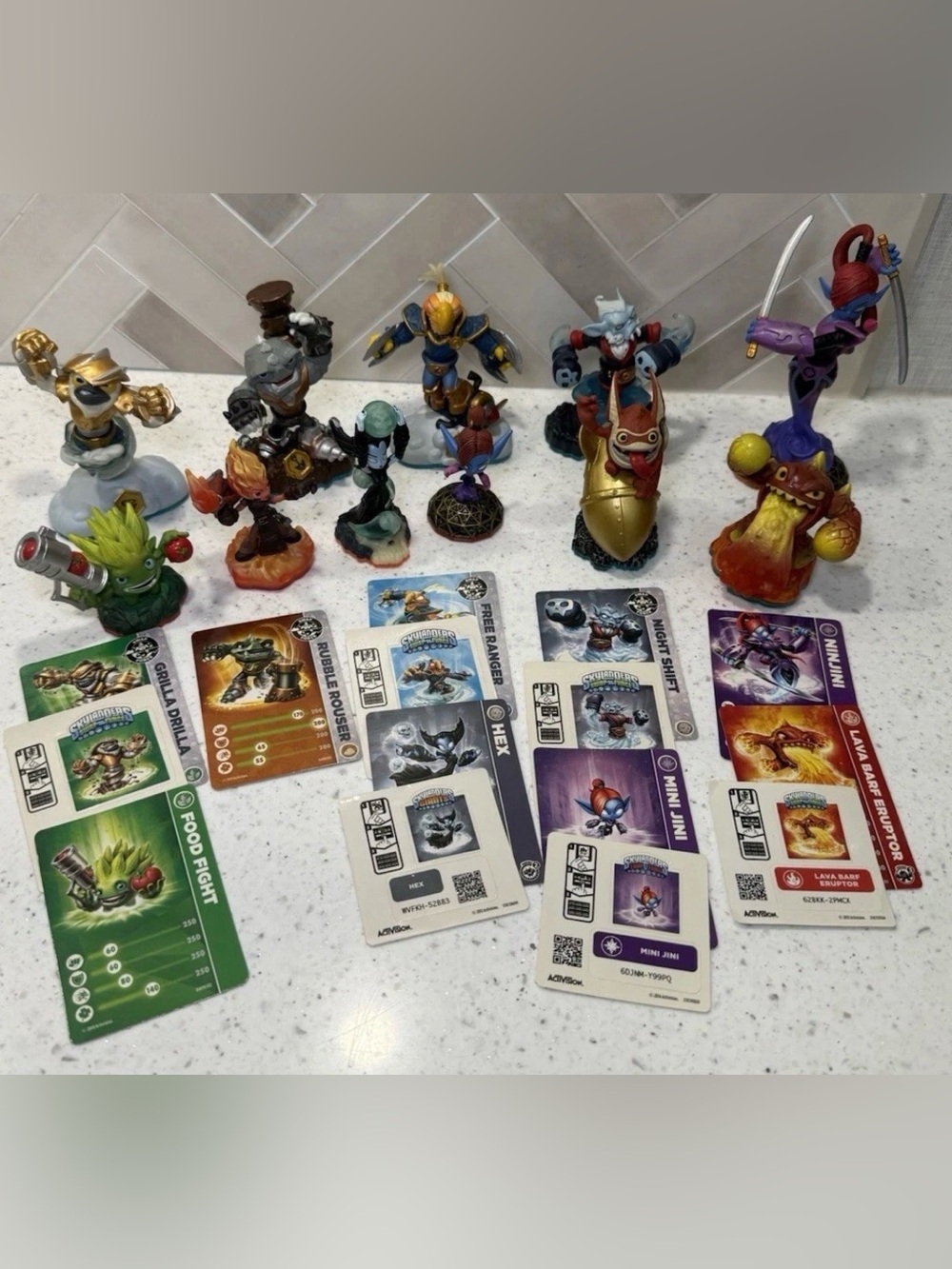 Activision Skylanders Lot of 11 - 4 Swappable - Giant - Trap Team -Grilla Drilla